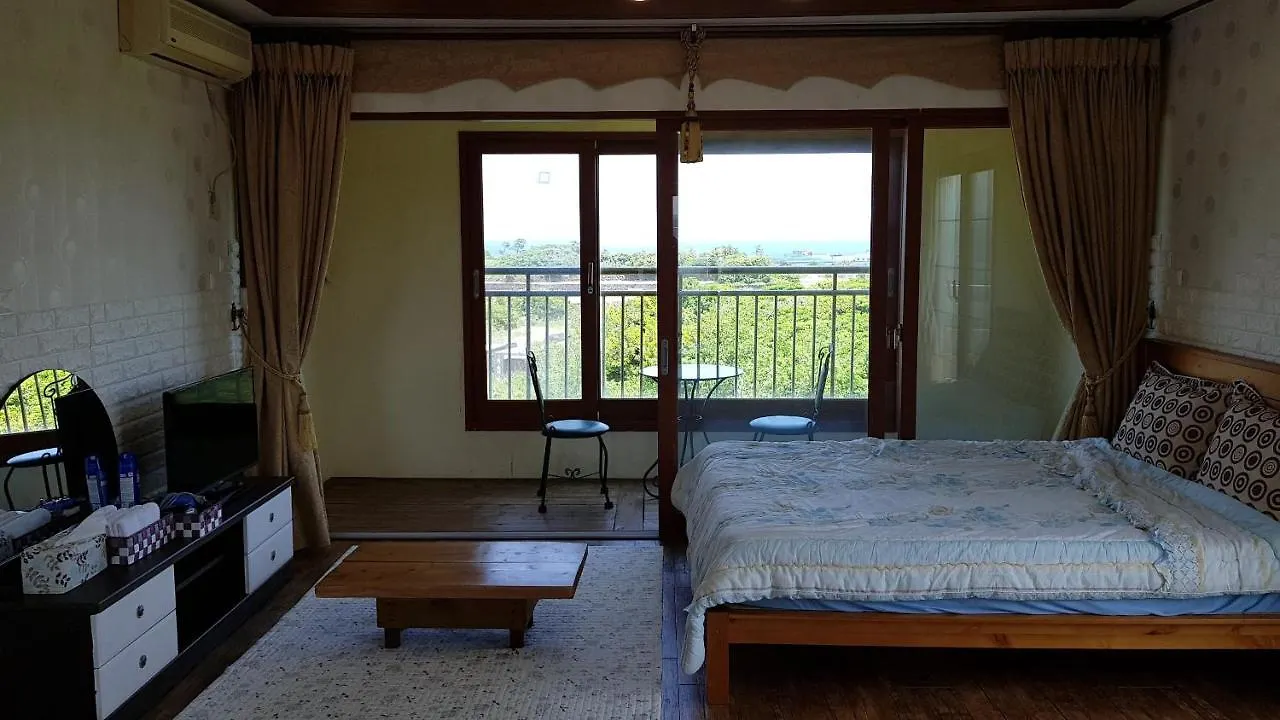 بيت شباب Jun House جيجو