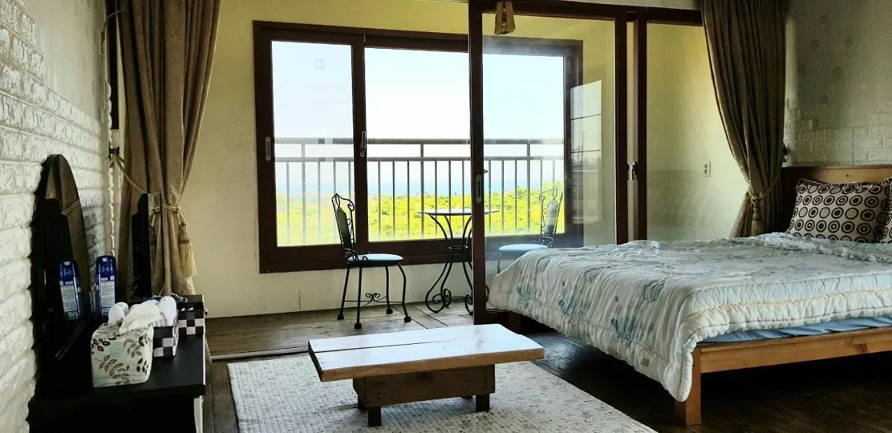 بيت شباب Jun House جيجو كوريا الجنوبية