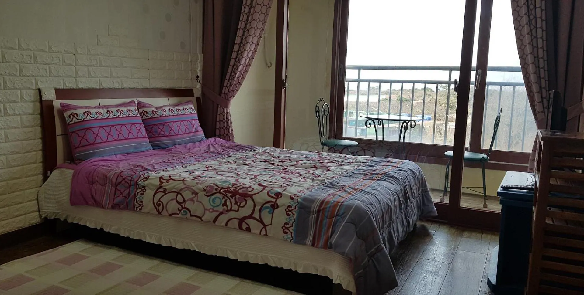 بيت شباب Jun House جيجو كوريا الجنوبية