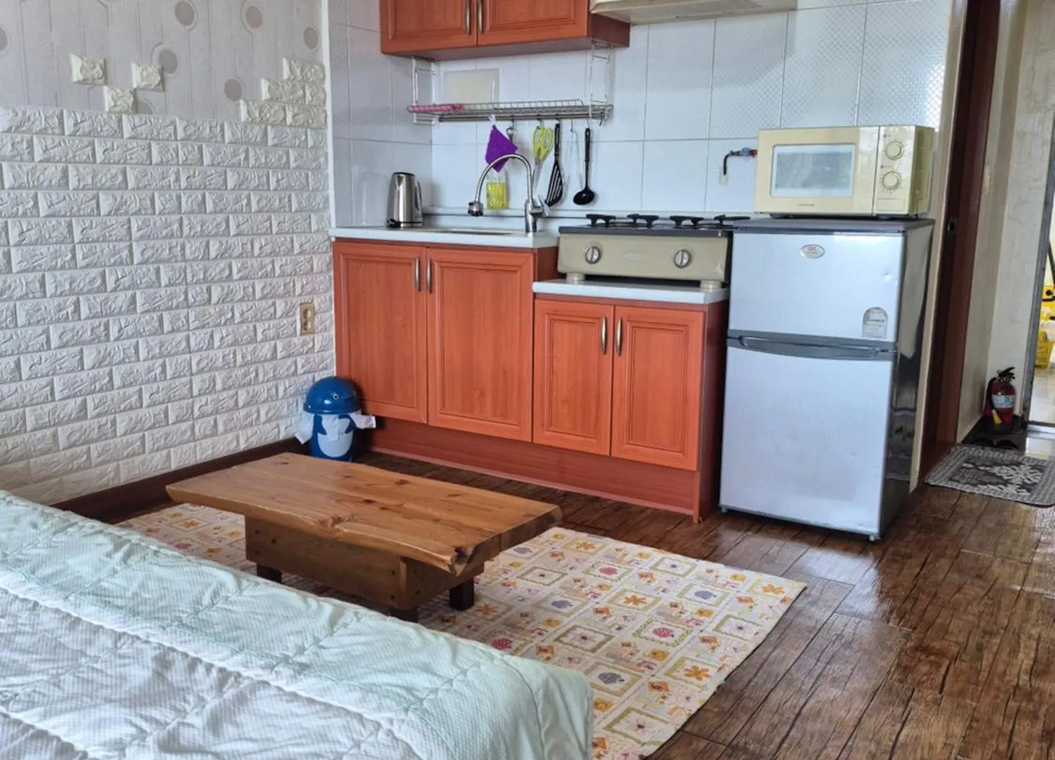 بيت شباب Jun House جيجو