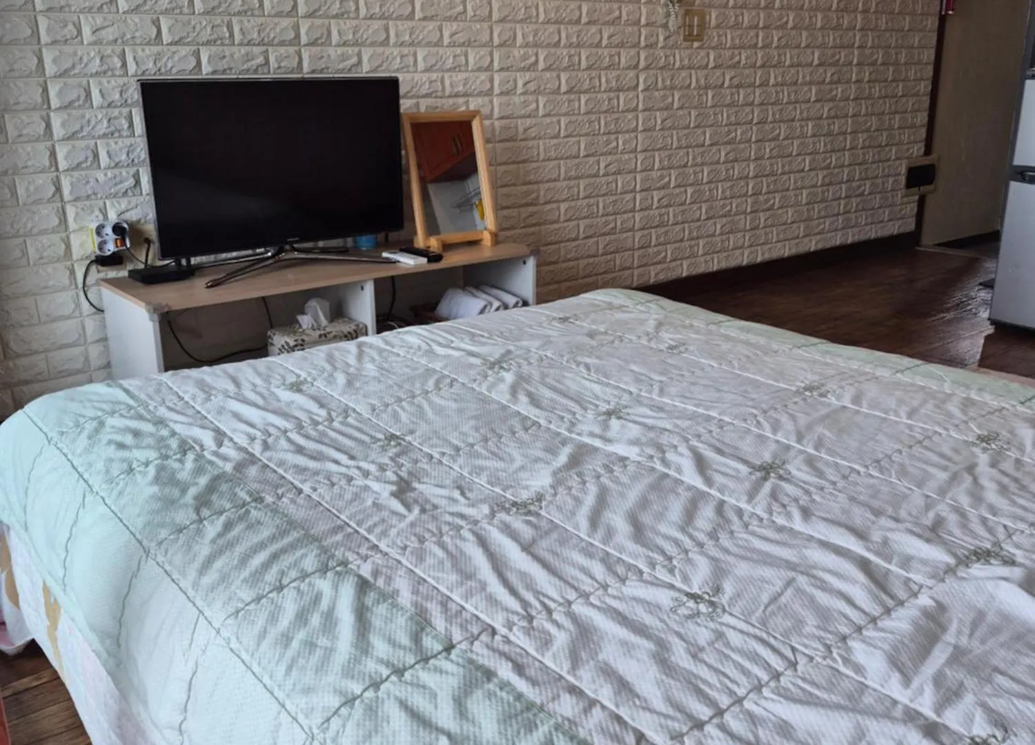 بيت شباب Jun House جيجو 0*,