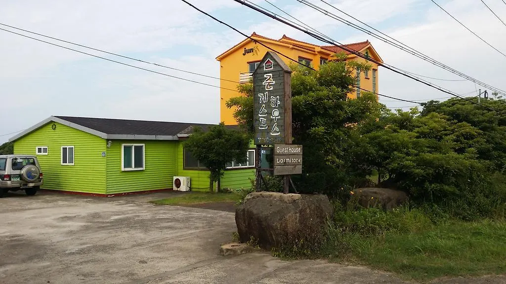 بيت شباب Jun House جيجو