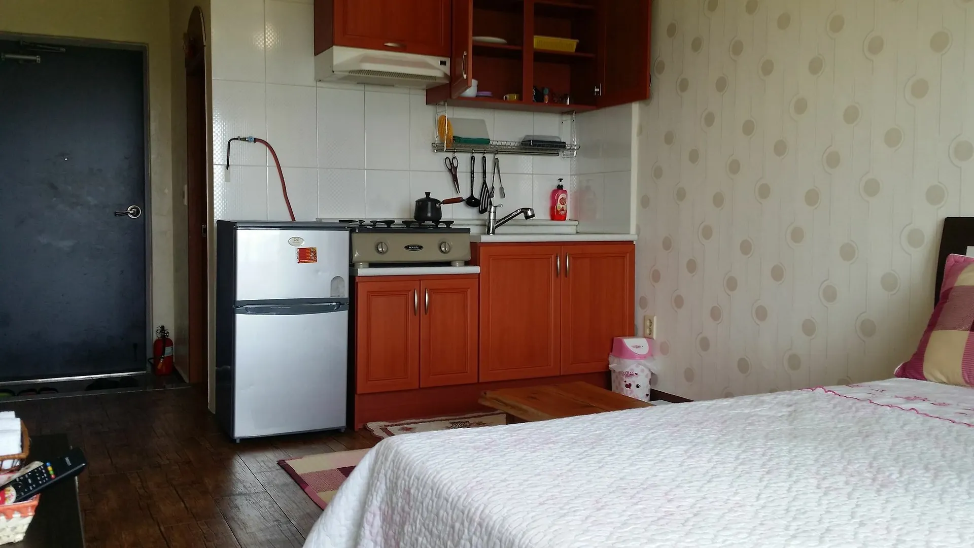 بيت شباب Jun House جيجو