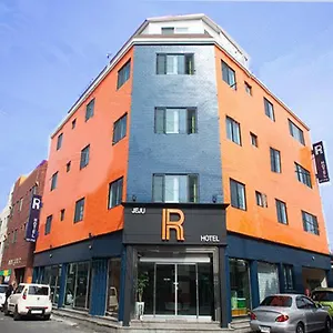  Hostel R &